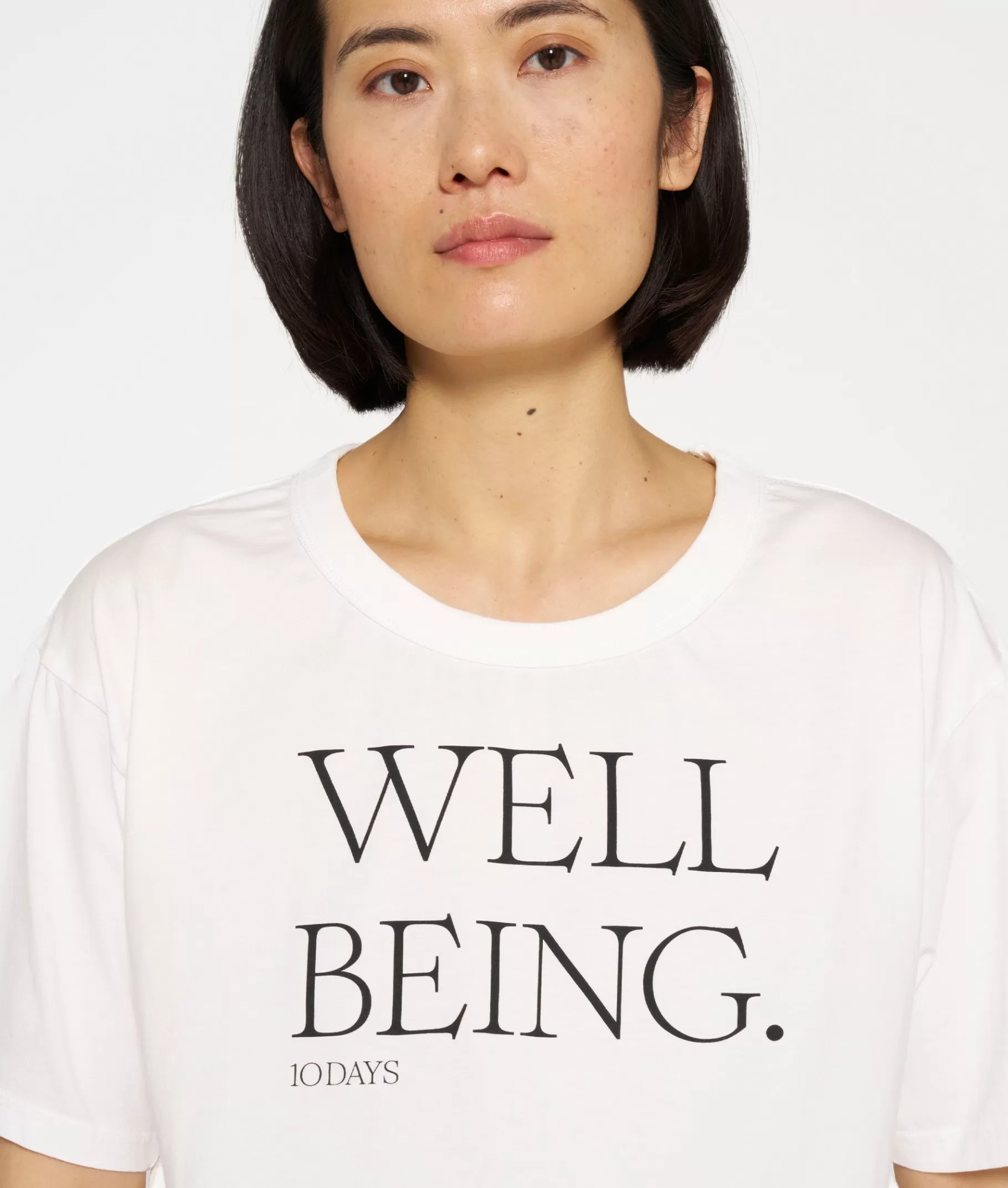 10DAYS cotton tee well being