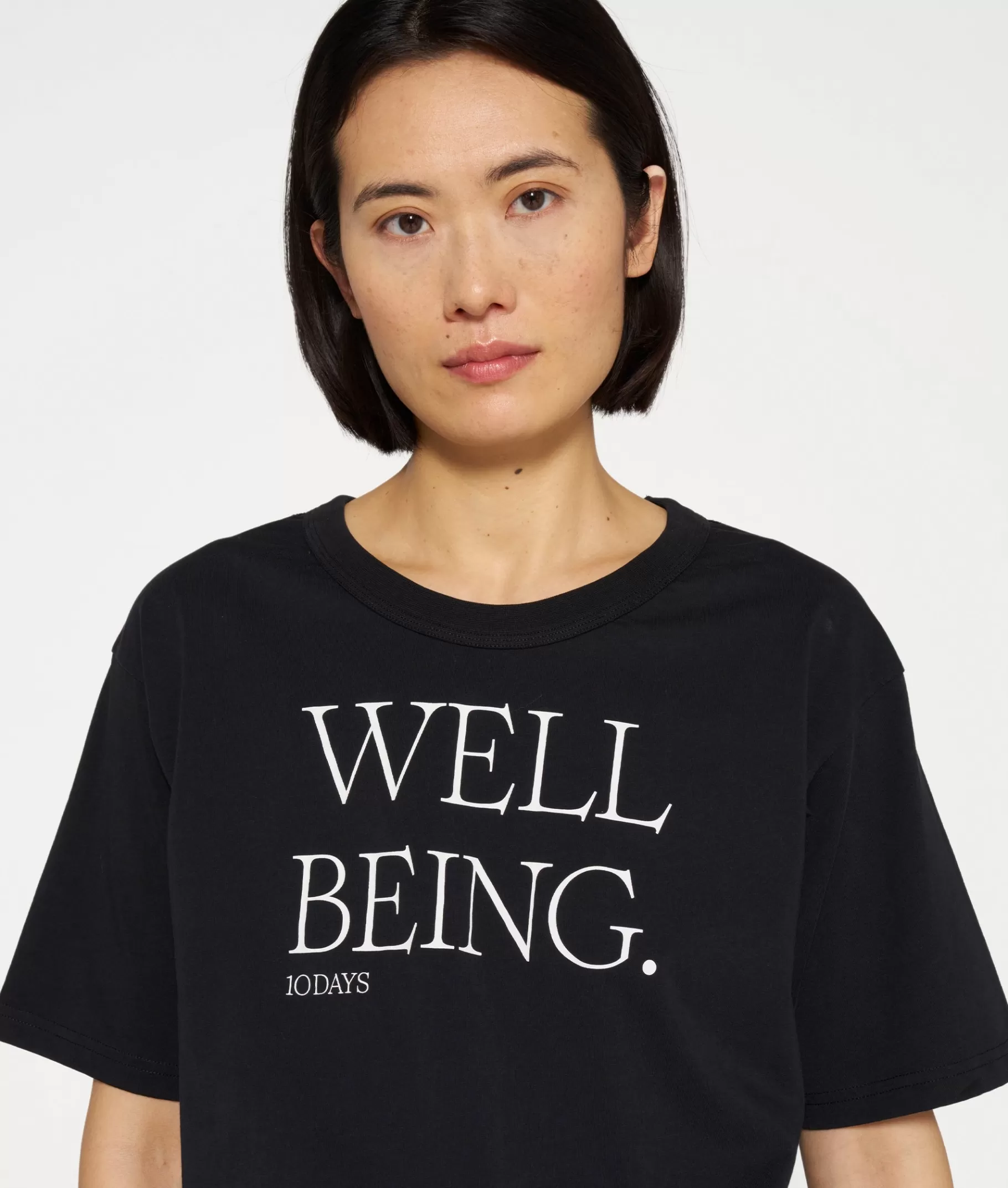 10DAYS cotton tee well being