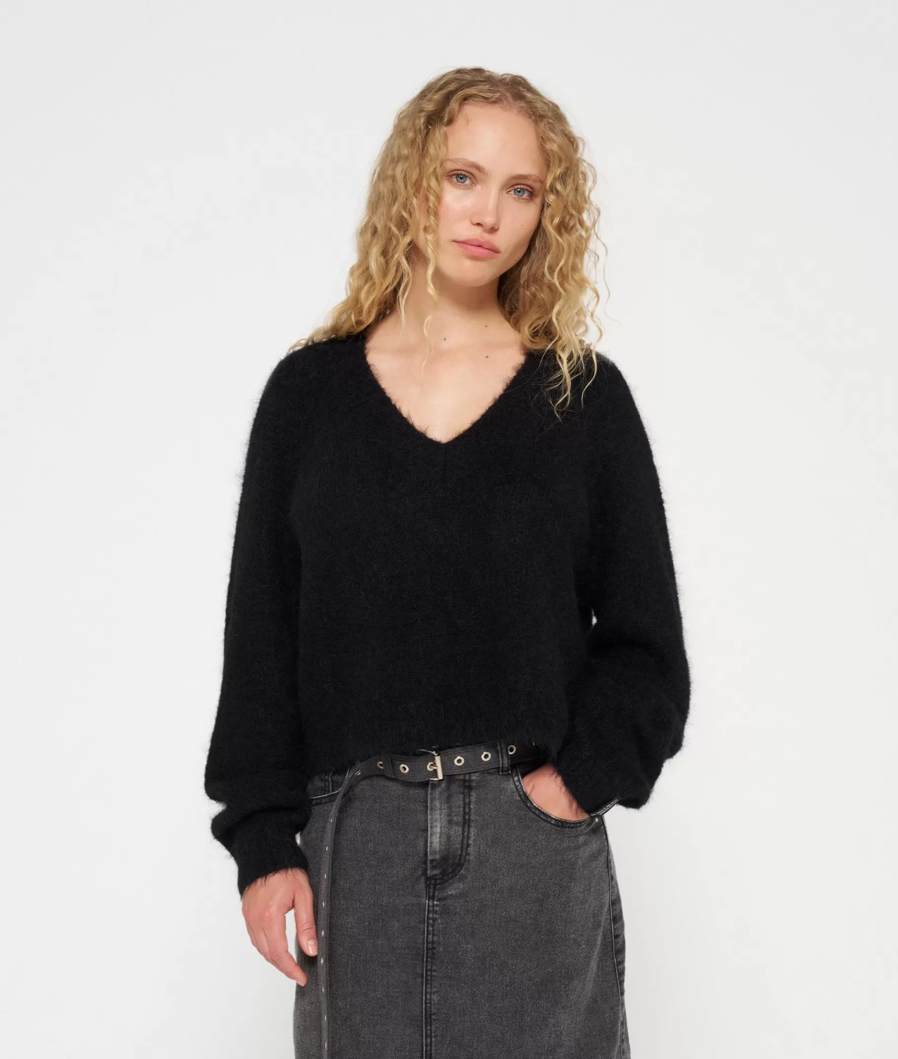 10DAYS cropped v-neck sweater knit