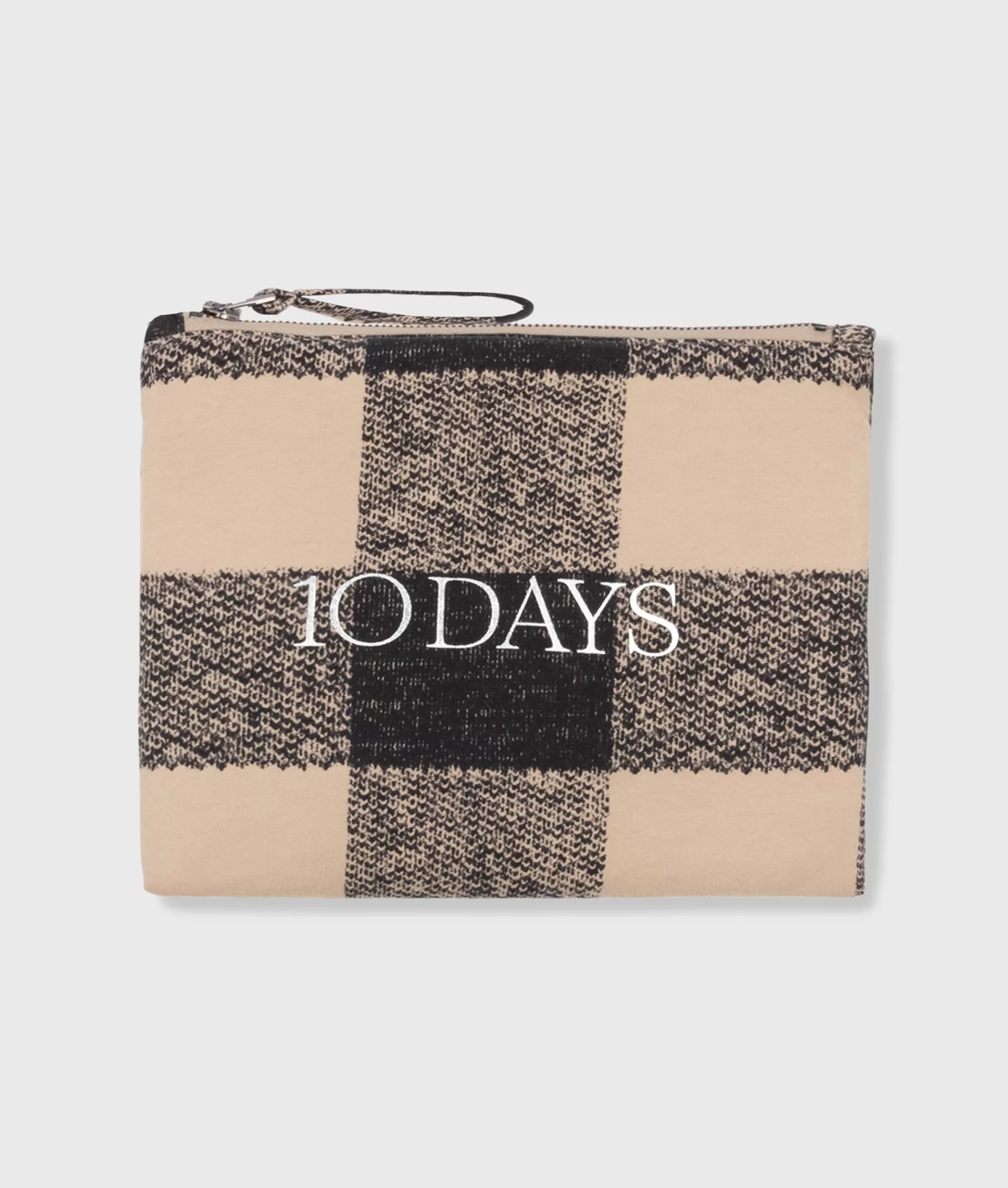 10DAYS padded pouch fleece