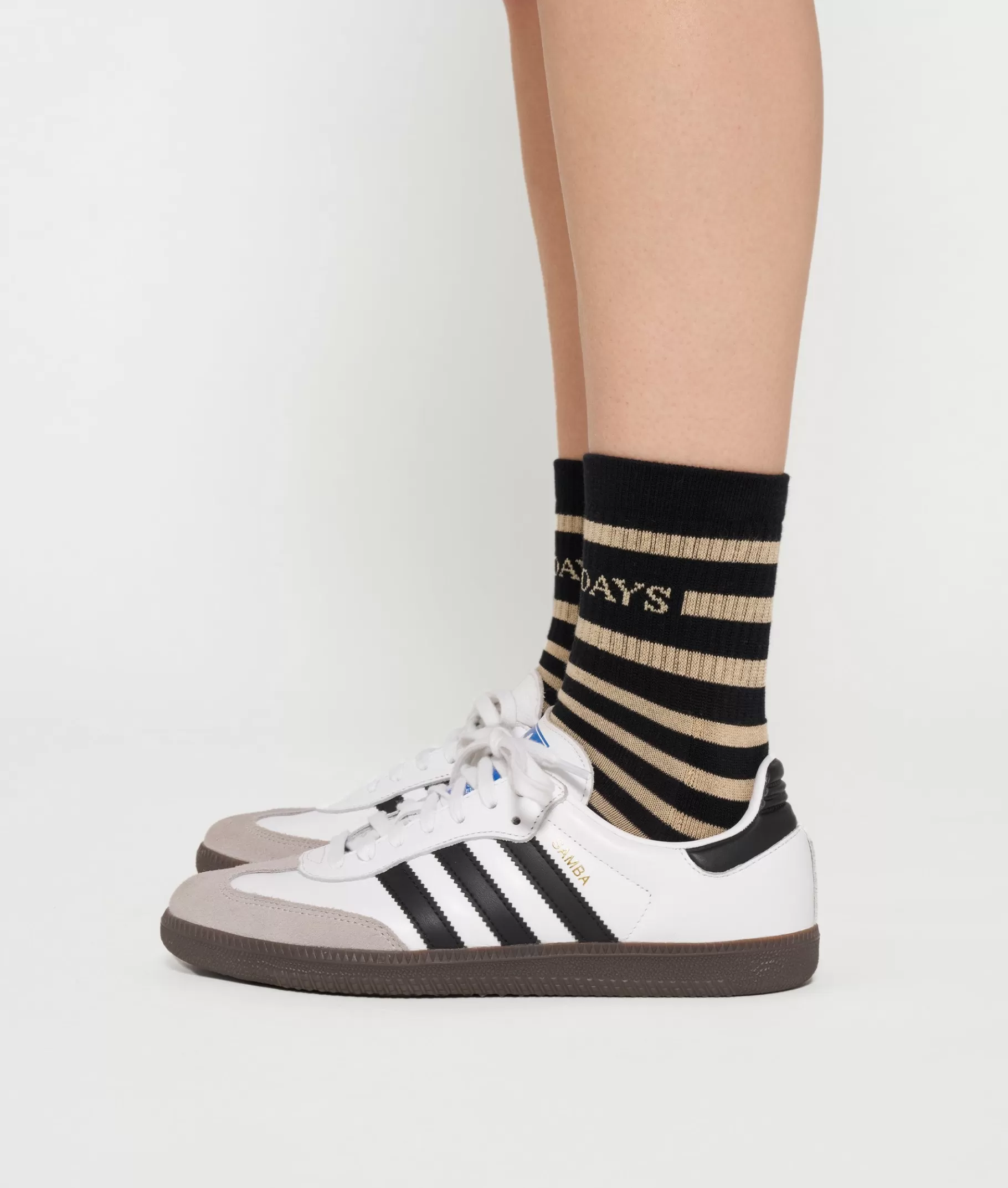 10DAYS short socks stripe