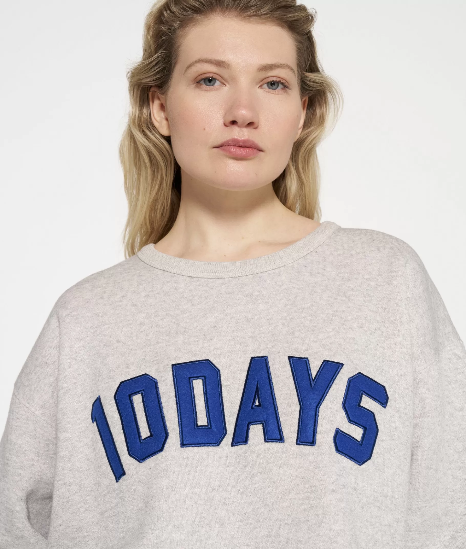 10DAYS statement sweater