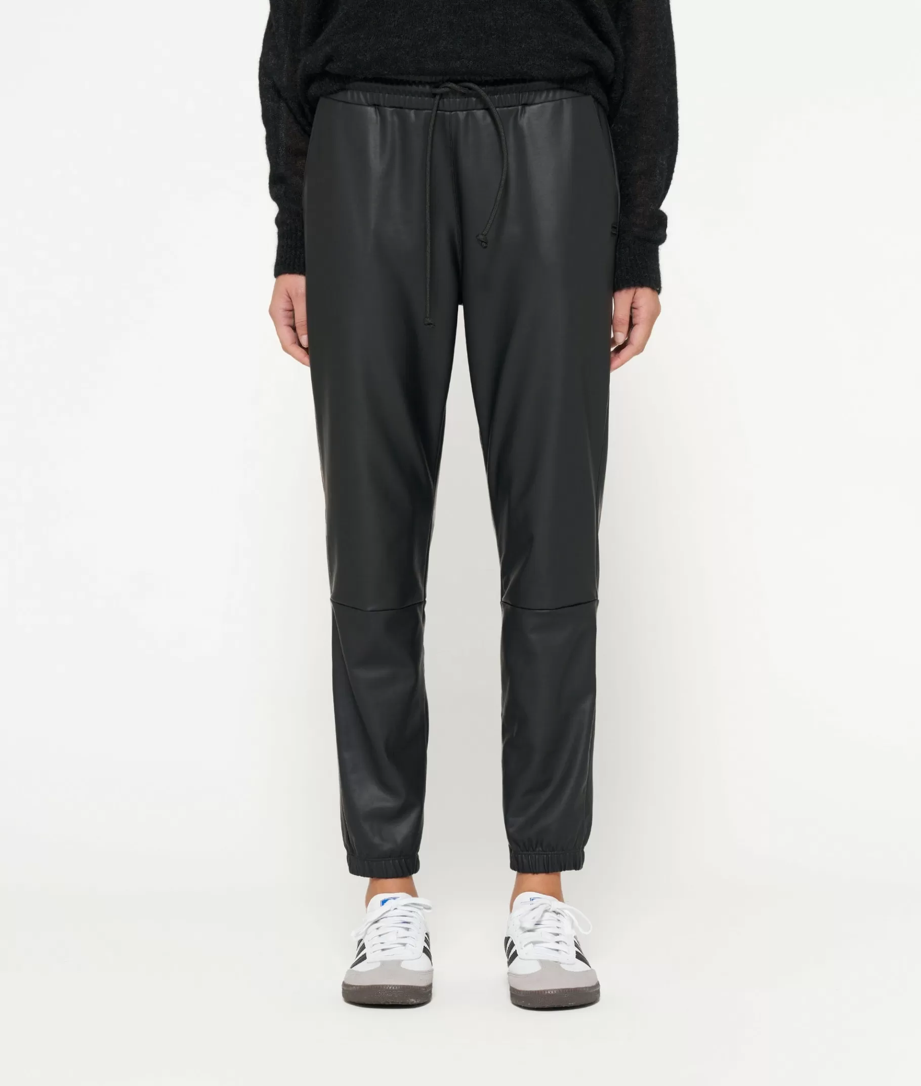 10DAYS THE LEATHERLOOK CROPPED JOGGER